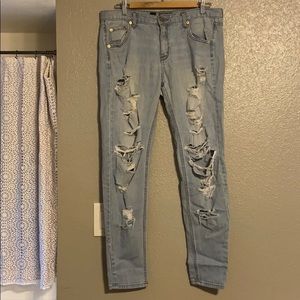SKINNY BOYFRIEND JEANS